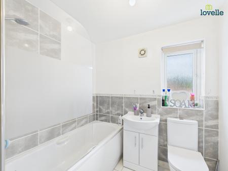 4 bedroom Detached house for sale in Plover Walk, Market Rasen, LN8