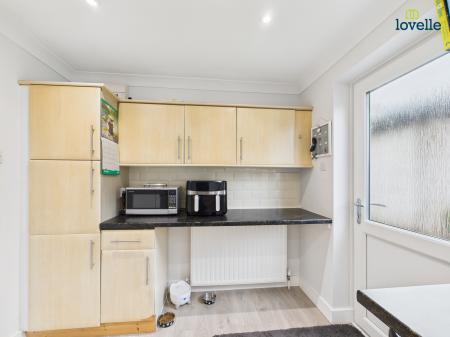 2 bedroom Semi-detached house for sale in Wellesley Close, Market Rasen, LN8