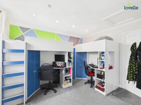 2 bedroom Semi-detached house for sale in Wellesley Close, Market Rasen, LN8