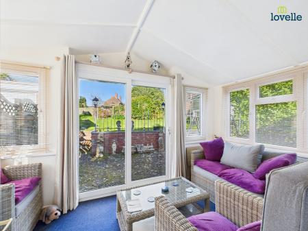 2 bedroom Detached bungalow for sale in North Kelsey Road, Caistor, LN7