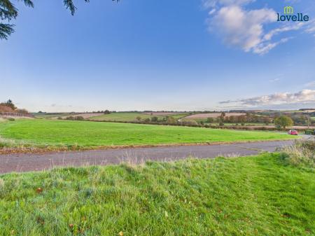 3 bedroom Semi-detached house for sale in Javelin Avenue, Brookenby, LN8