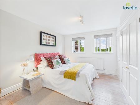 4 bedroom Detached house for sale in Main Road, Legsby, LN8