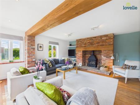 4 bedroom Detached house for sale in Main Road, Legsby, LN8