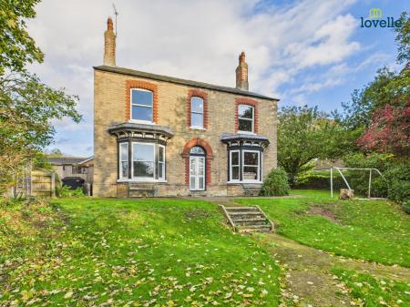 South Dale, Caistor, LN7