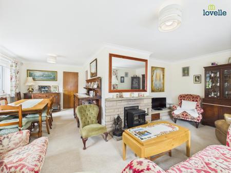 2 bedroom Detached bungalow for sale in Grimsby Road, Binbrook, LN8