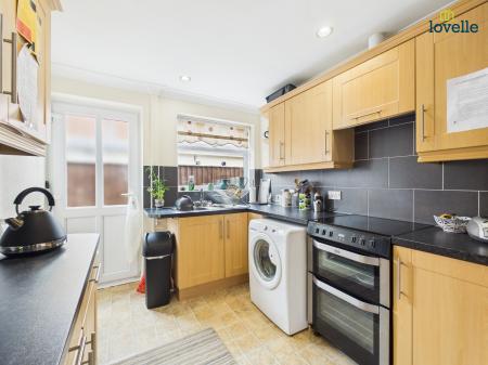 2 bedroom Detached bungalow for sale in Grimsby Road, Binbrook, LN8