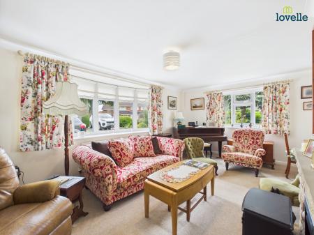 2 bedroom Detached bungalow for sale in Grimsby Road, Binbrook, LN8