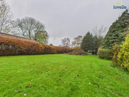 3 bedroom Detached house for sale in Middlefield Lane, Glentham, LN8