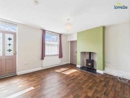 3 bedroom Detached house to let in Gainborough Road, Middle Rasen, LN8