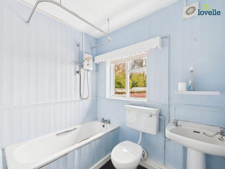 3 bedroom Semi-detached house to let in Market Rasen Road, Holton Le Moor, LN7