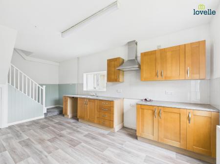 3 bedroom Semi-detached house to let in Market Rasen Road, Holton Le Moor, LN7