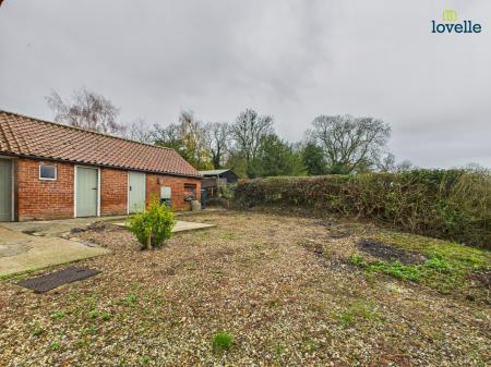 3 bedroom Semi-detached house to let in Market Rasen Road, Holton Le Moor, LN7