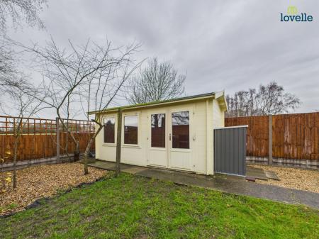3 bedroom Terraced House to let in Fen Road, Owmby by Spital, LN8