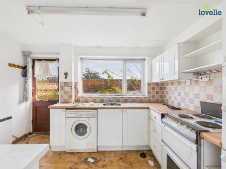 3 bedroom Detached house for sale in Dovecote, Middle Rasen, LN8