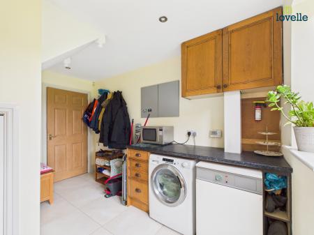 5 bedroom Detached house for sale in Washdyke Lane, Osgodby, LN8