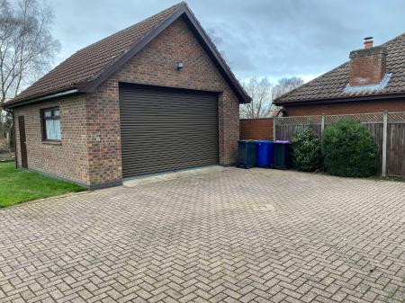 3 bedroom Detached house for sale in Walesby Road, Market Rasen, LN8
