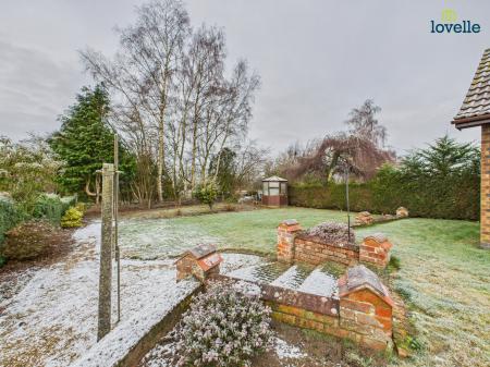 3 bedroom Detached house for sale in Walesby Road, Market Rasen, LN8