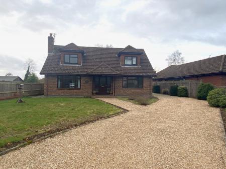 3 bedroom Detached house for sale in Walesby Road, Market Rasen, LN8