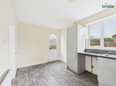 2 bedroom End of terrace house to let in Edinburgh Road, Brookenby, LN8