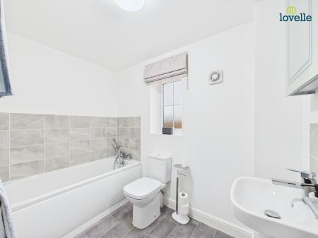 3 bedroom Detached house for sale in Aintree Drive, Market Rasen, LN8