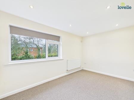 4 bedroom Detached bungalow to let in Castle Hill, Caistor, LN7