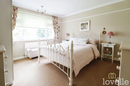 4 bedroom Detached house for sale in Brant Road, Lincoln, LN5