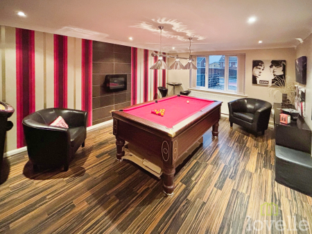 4 bedroom Detached house for sale in Brant Road, Lincoln, LN5