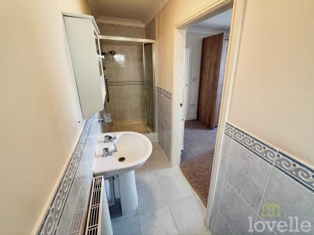 3 bedroom Detached bungalow for sale in Davys Lane, Bracebridge Heath, LN4