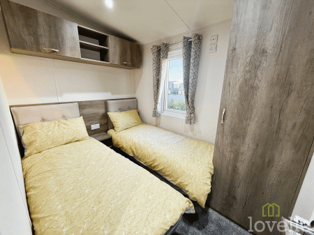 2 bedroom Park home for sale in Eagle Road, Newark, NG23