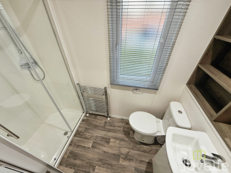 2 bedroom Park home for sale in Eagle Road, Newark, NG23