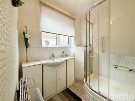 2 bedroom Bungalow for sale in Eastbrook Road, Lincoln, LN6