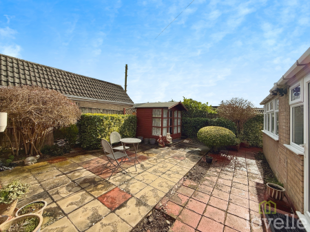 2 bedroom Bungalow for sale in Eastbrook Road, Lincoln, LN6