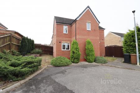 3 bedroom Detached house for sale in Epsom Road, Lincoln, LN6
