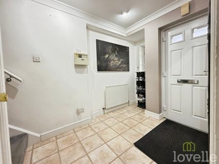 5 bedroom Detached house for sale in Farrington Crescent, Lincoln, LN6