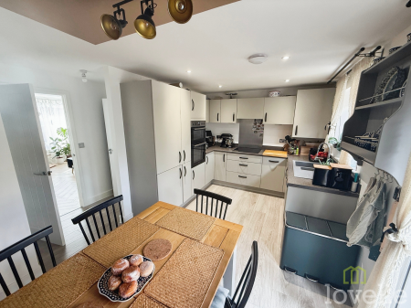 3 bedroom Semi-detached house for sale in Fogg Close, Waddington, LN5