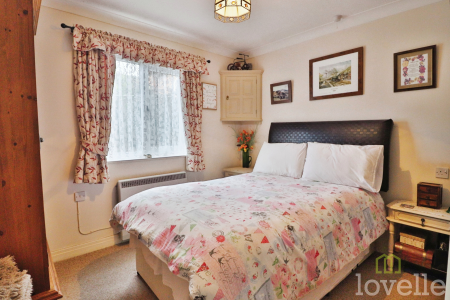 2 bedroom Bungalow for sale in Heritage Court, Navenby, LN5