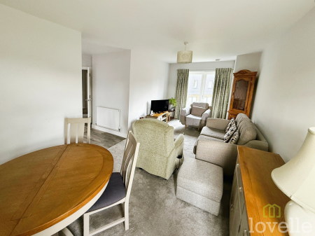 2 bedroom Flat for sale in Home Grange, Boultham Park Road, Lincoln, LN6