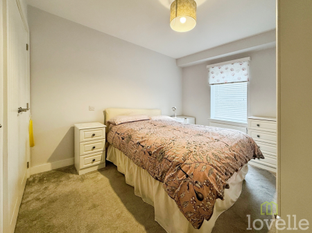 2 bedroom Flat for sale in Home Grange, Boultham Park Road, Lincoln, LN6