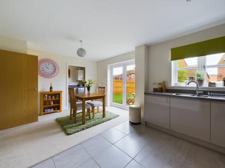 4 bedroom Detached house for sale in Ivy Bank, Witham St Hughs, LN6