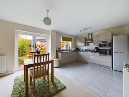 4 bedroom Detached house for sale in Ivy Bank, Witham St Hughs, LN6
