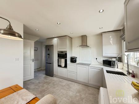 3 bedroom Detached house for sale in Julius Way, North Hykeham, LN6