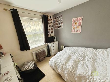3 bedroom Town house for sale in Squirrel Chase, Witham St Hughs, LN6