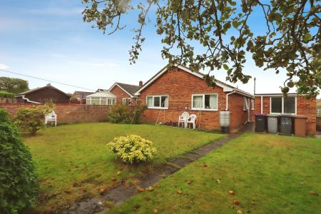 3 bedroom Bungalow for sale in Wetherby Crescent, North Hykeham, LN6