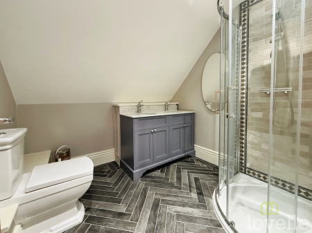 6 bedroom Detached house for sale in Wood Farm Cottages, Lincoln, LN1