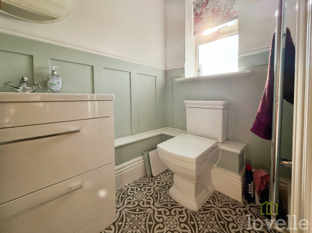 6 bedroom Detached house for sale in Wood Farm Cottages, Lincoln, LN1