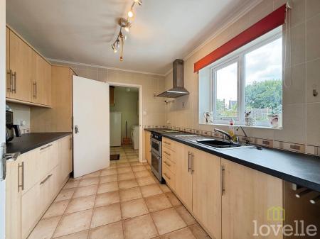 3 bedroom Bungalow for sale in Elizabeth Avenue, North Hykeham, LN6