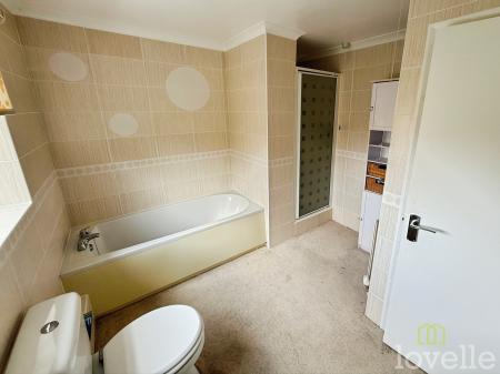 3 bedroom Bungalow for sale in Elizabeth Avenue, North Hykeham, LN6