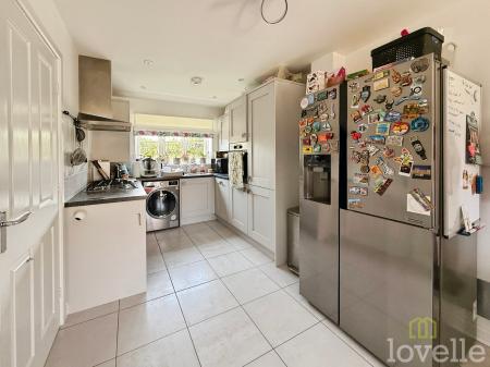 3 bedroom Semi-detached house for sale in Cole Avenue, Waddington, LN5