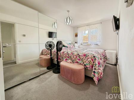 3 bedroom Semi-detached house for sale in Cole Avenue, Waddington, LN5