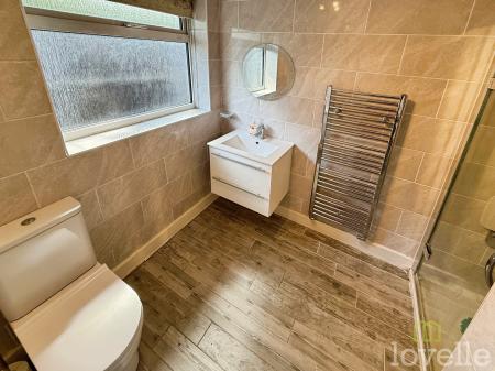 3 bedroom Detached bungalow for sale in Garrick Close, Lincoln, LN5